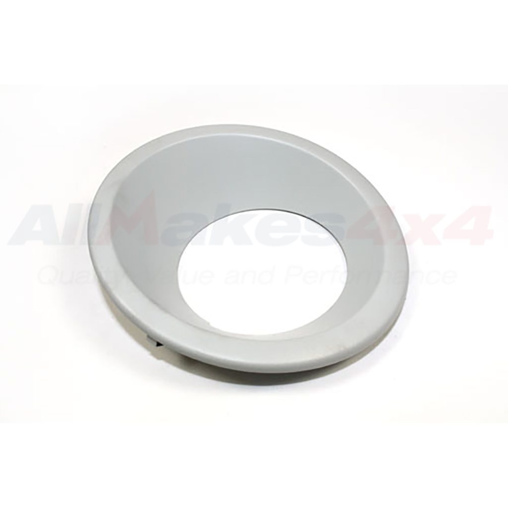 Image of Fog lamp Bezel (right hand) Primed (LR012210AM)