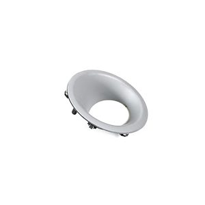 Image of Fog lamp Bezel (right hand) Primed (LR015462AM)