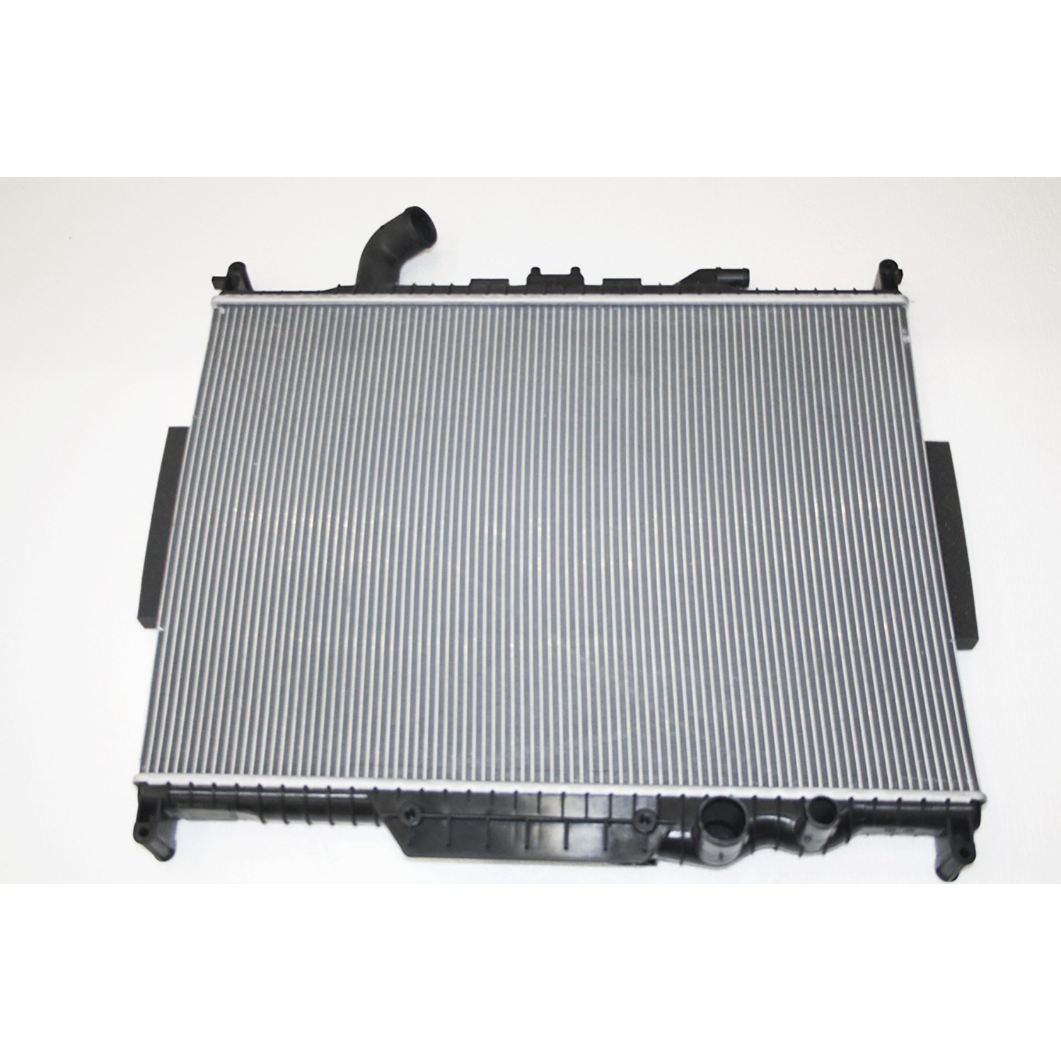 Image of Radiator (LR022741OEM)